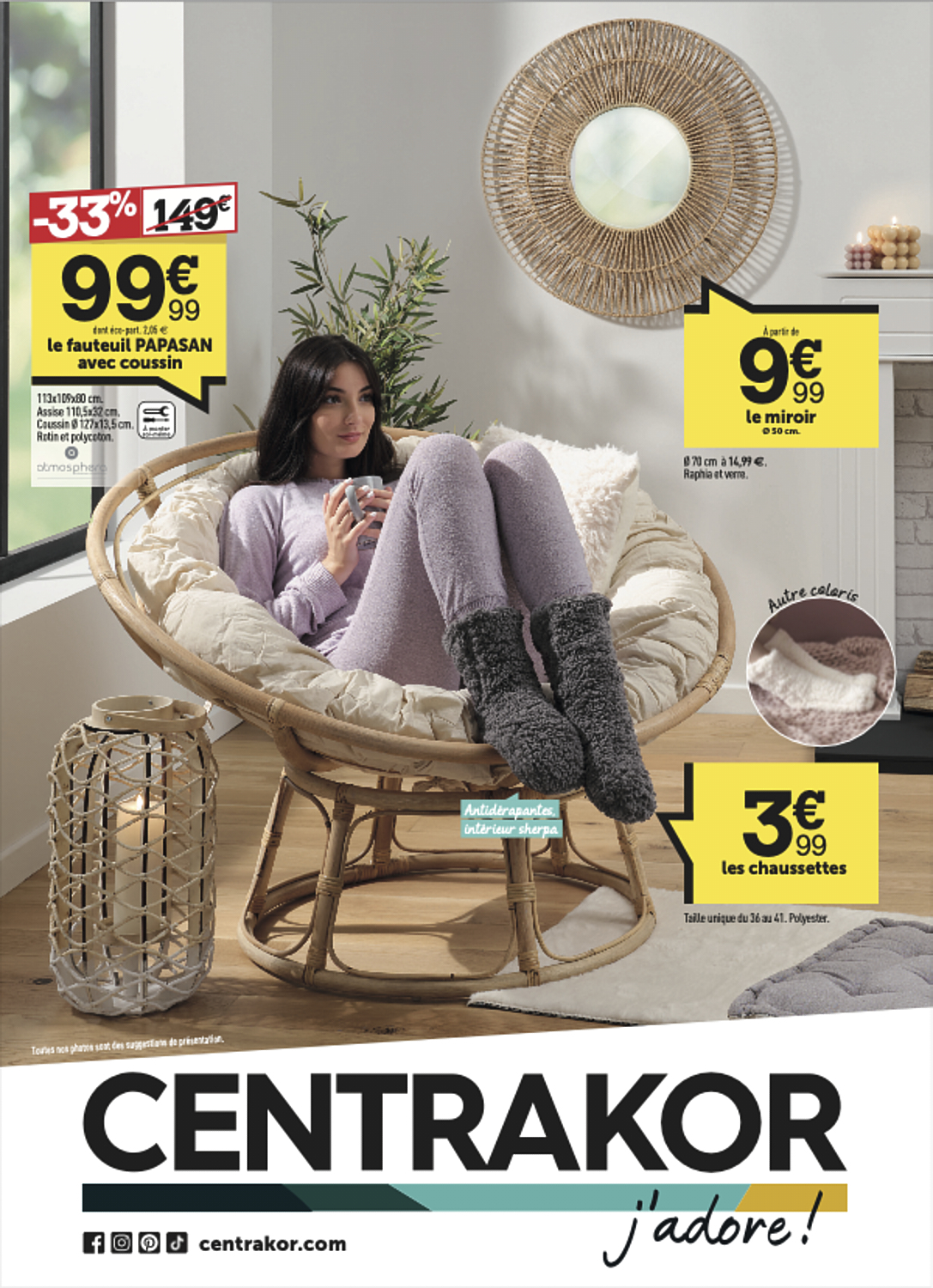 Publicité Centrakor avec femme assise dans un fauteuil Papasan, mettant en avant mobilier et décoration d'intérieur. Par Studio ZE, photographe publicitaire à Toulouse.