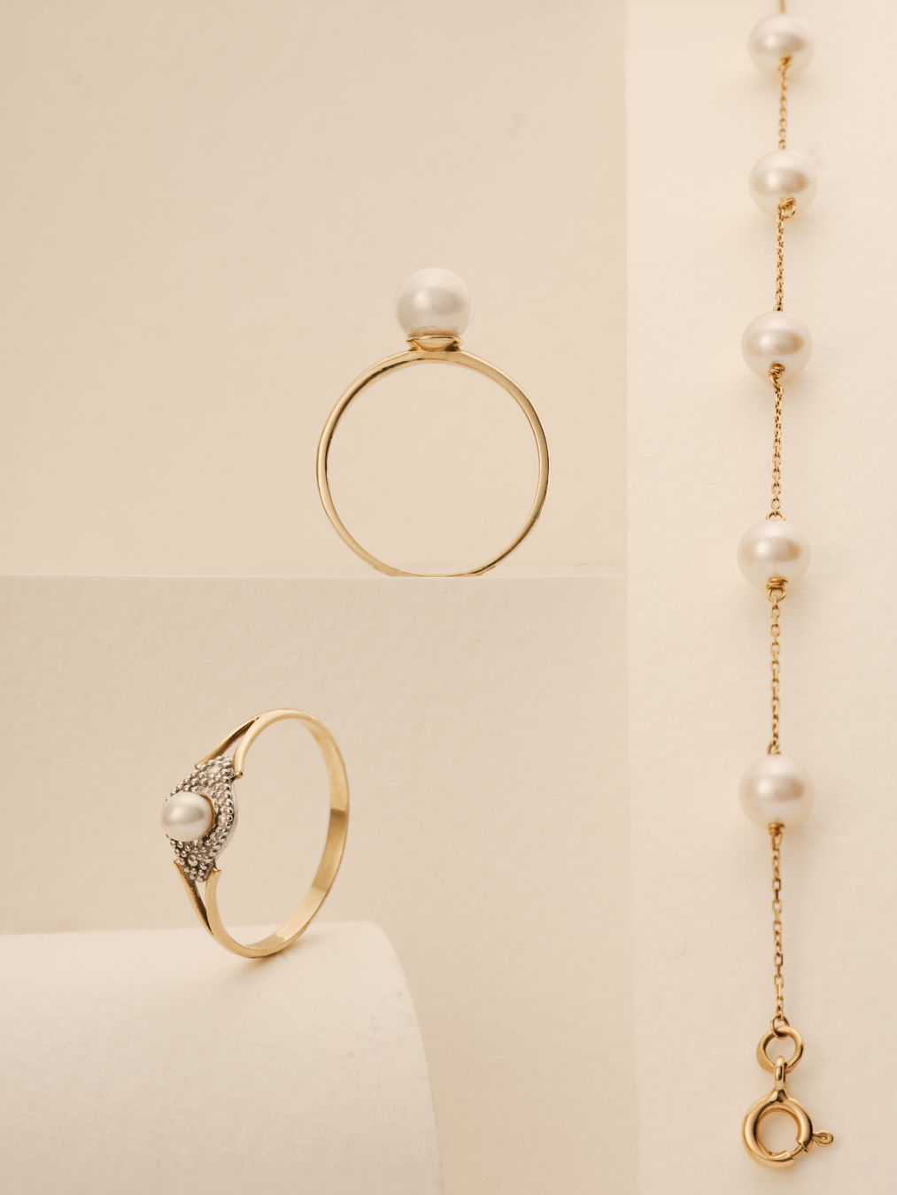 Photographie d'un ensemble de bijoux en or et perles : une bague solitaire, une bague pavée diamants, et un bracelet. Par Studio ZE, photographe bijoux à Toulouse.